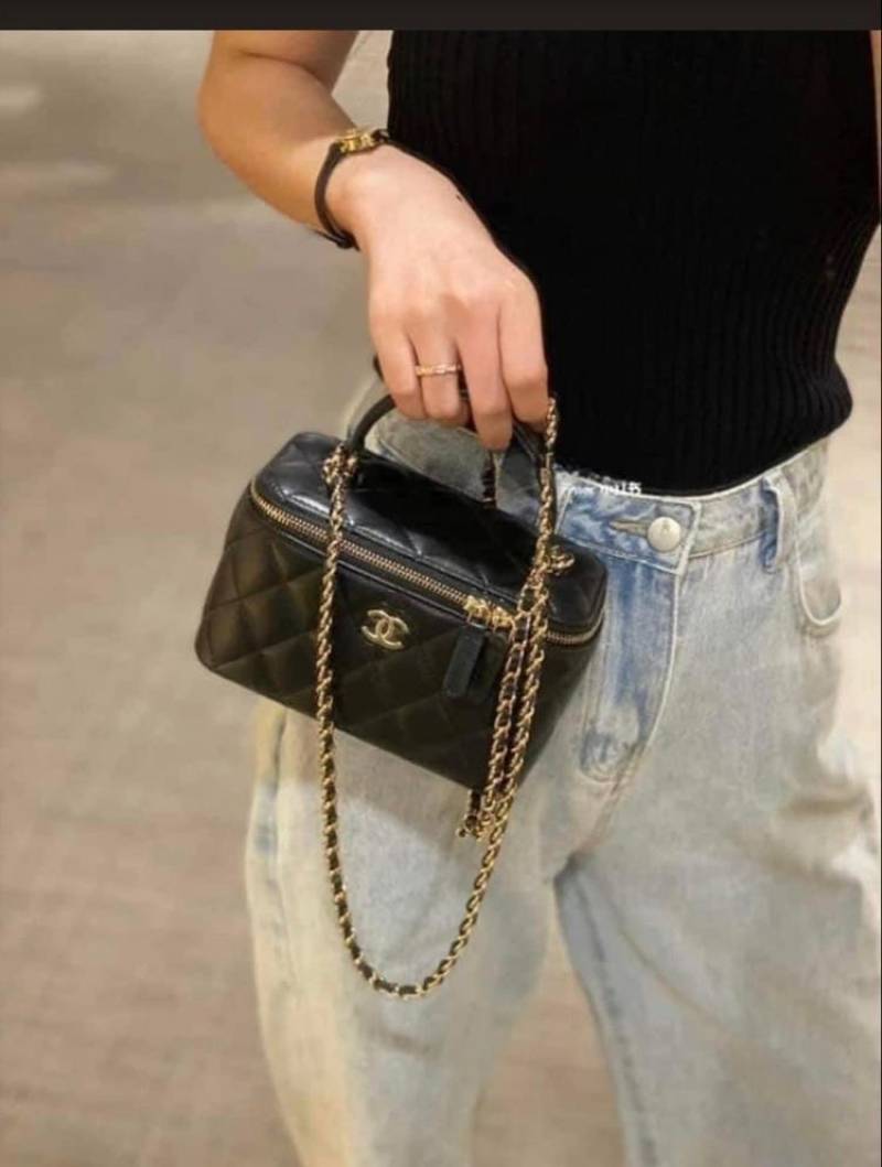 Chennel_Top_Handle_Vanity_Bag_With_OriginalBox