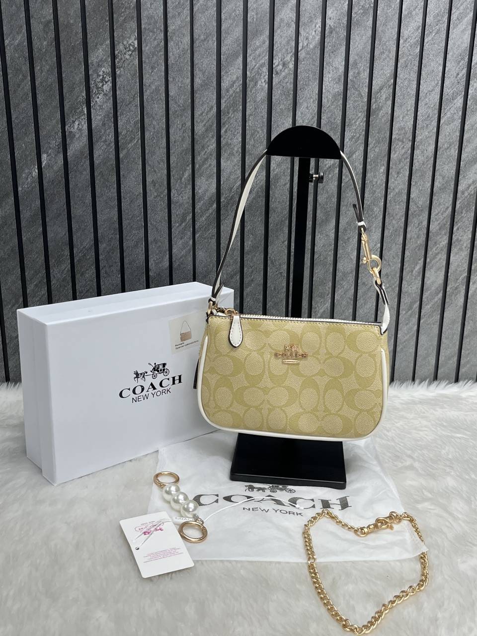 Coacch Nolita AP-White With Original Box DustCover & Pearl charm