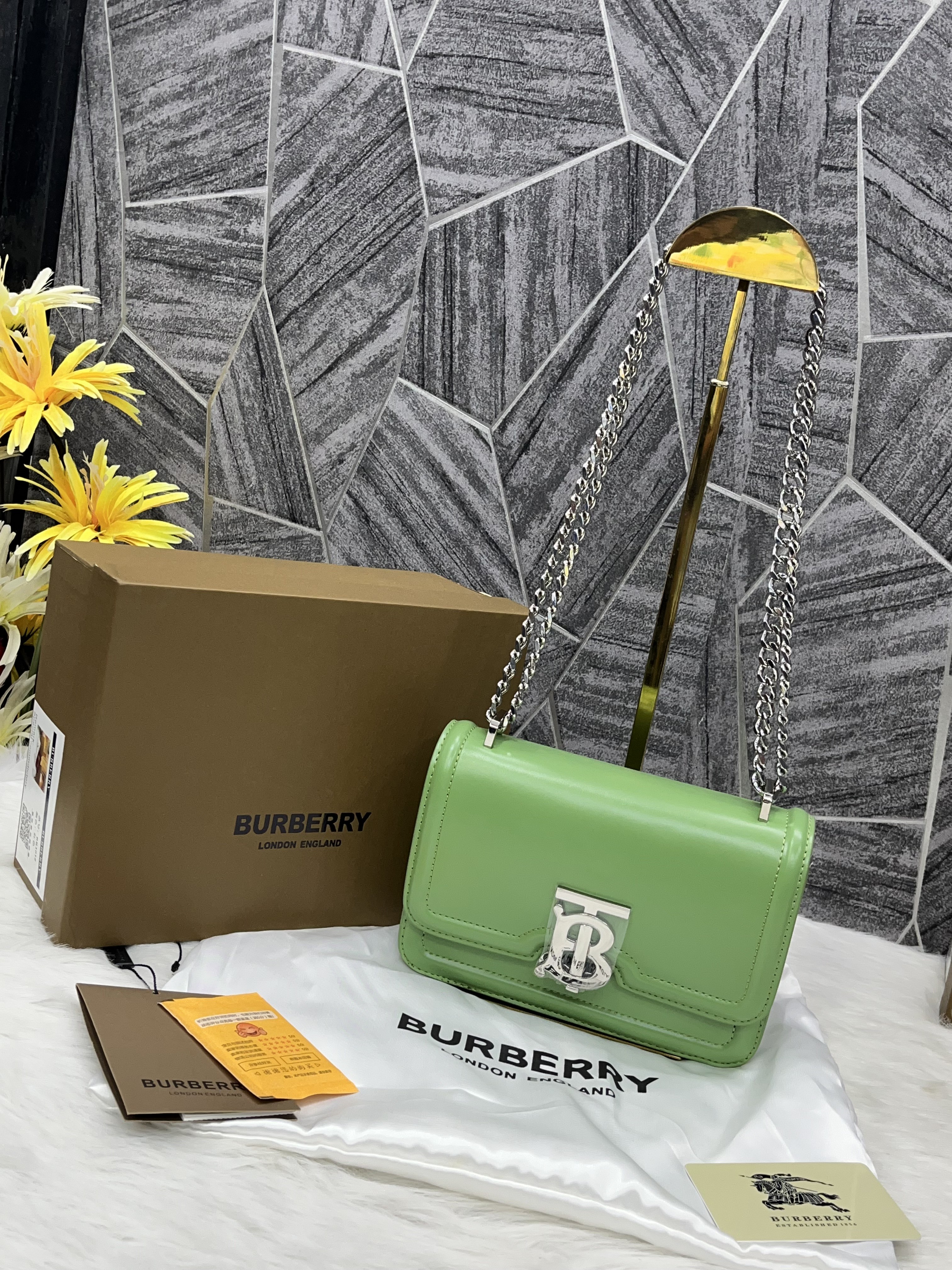 Burbery_TB_CalfSkin_Green_Sling_With_OriginalBox
