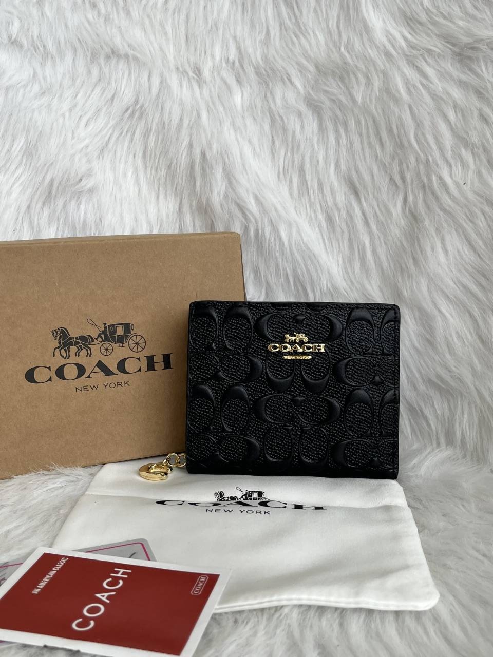 Coach_5-6_Premium_Flap_Wallet_With_OriginalBox_DustCover_Highend_Coded
