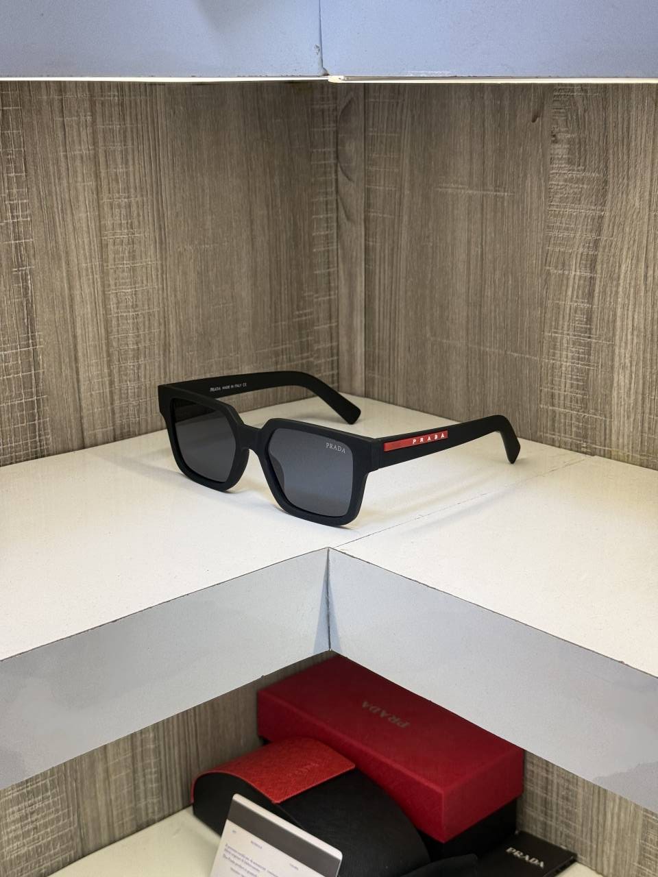 Pradda 58720 Sunglass (Matt Black)