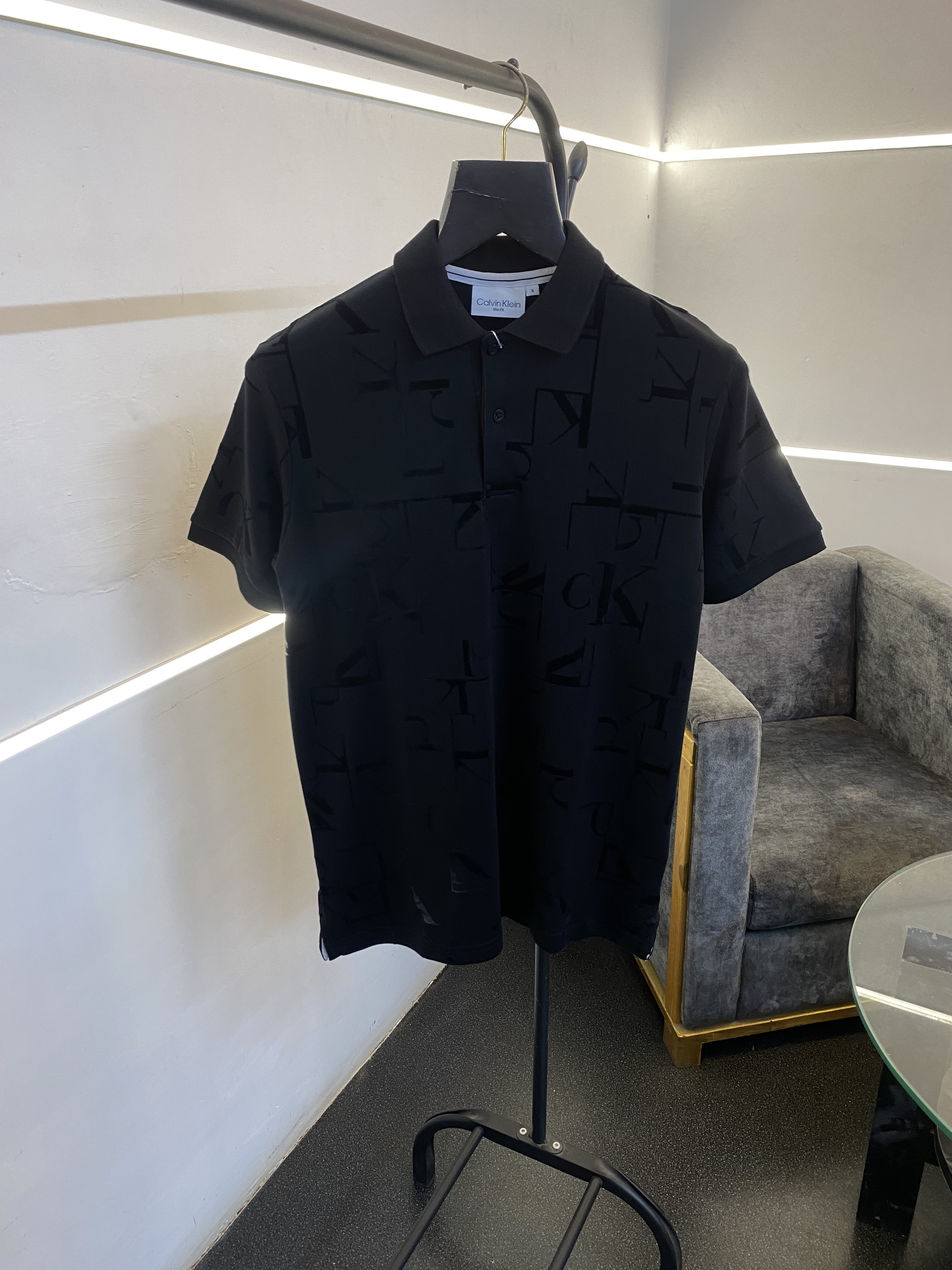 Calvin kline monogram velvet print imported polo tshirt black sale