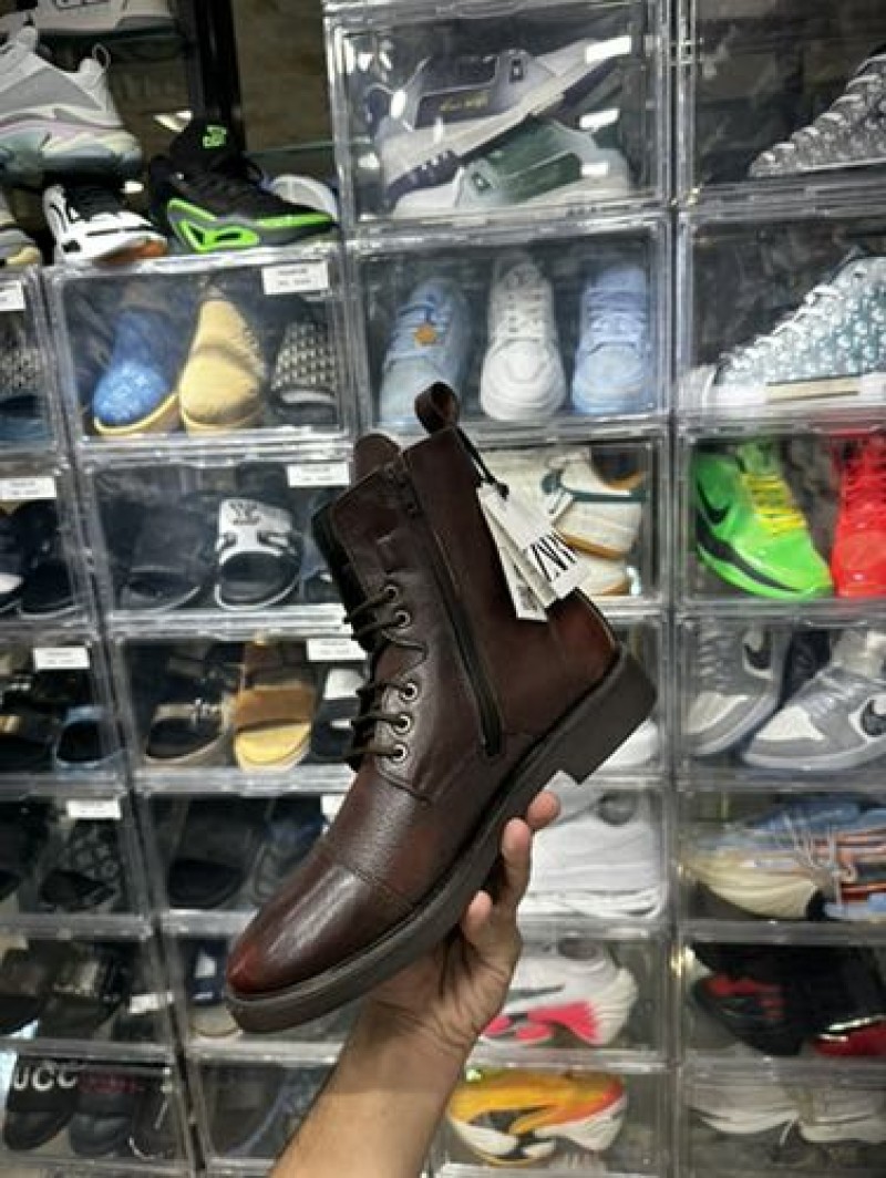 Zarraa Long Chain Leather Boots Brown