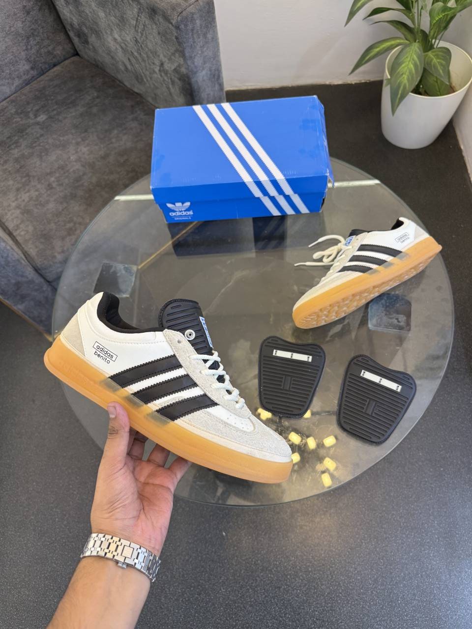 Adiddas gazelle indoor x bad bunny benito