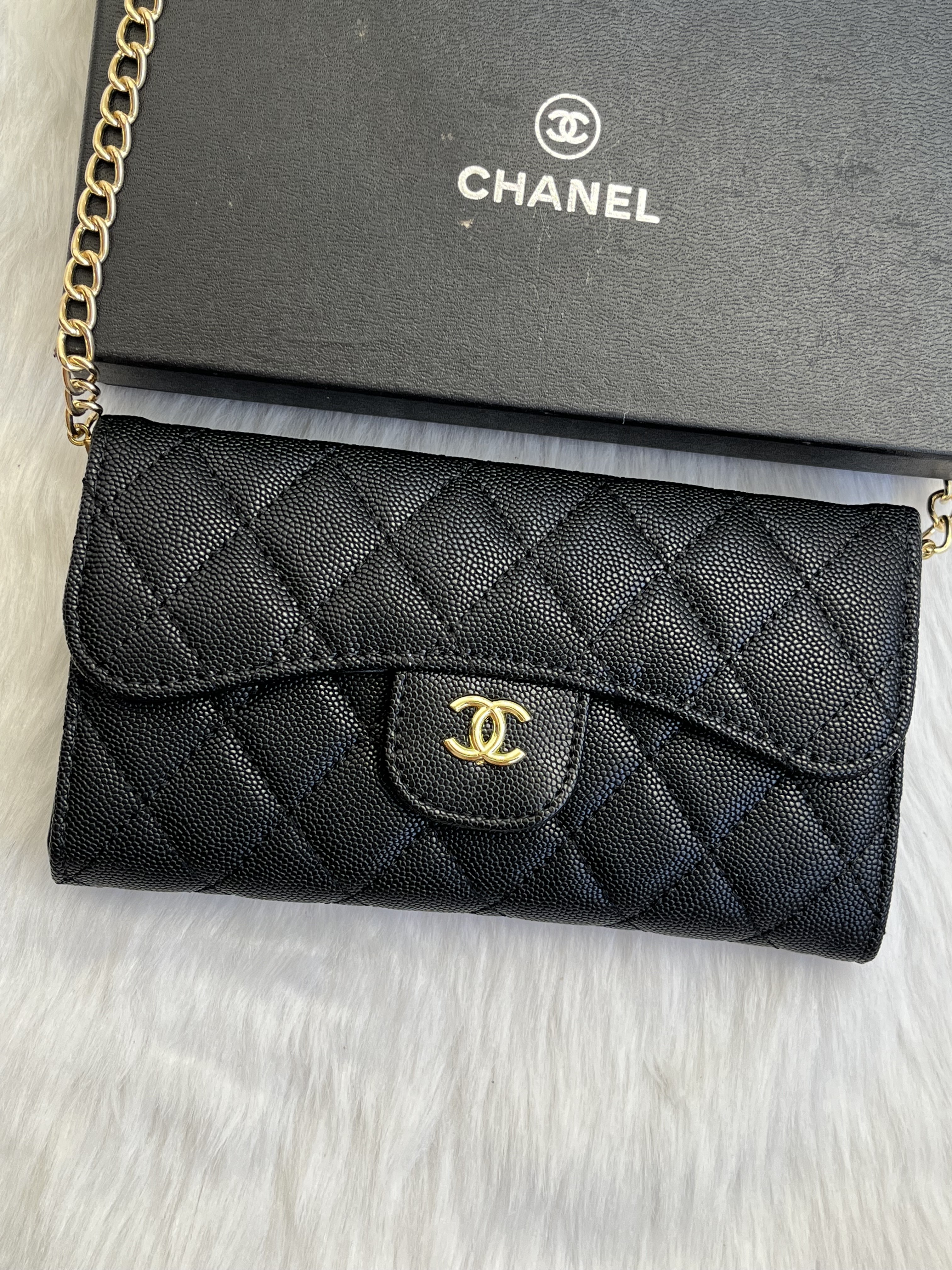 Channel_72_ChainOnWallet_Premium_With_Original_Box