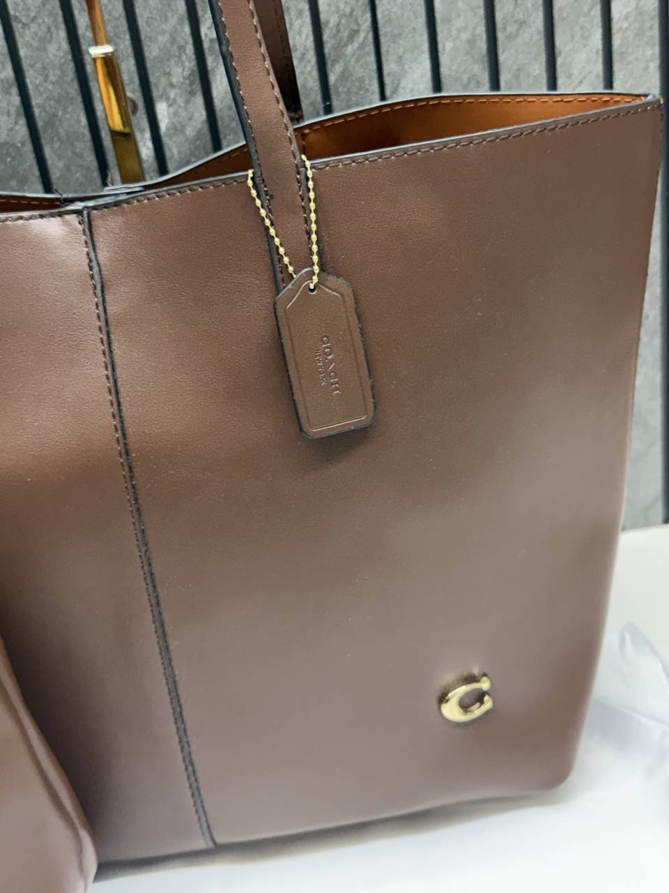 Coach Coffee North Tote With DustCover & Pouch
