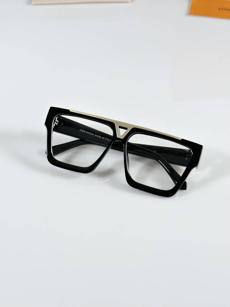 LV 1502 Gold Black Frame