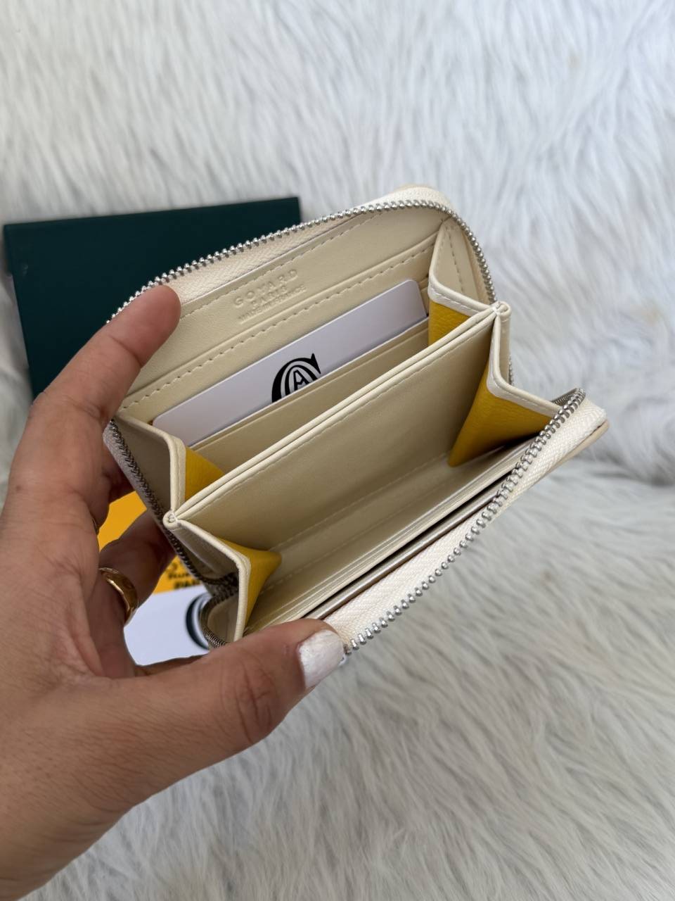 Goyerd_Matignon_Zp-4_Zip_Wallet_With_OriginalBox_DustCover