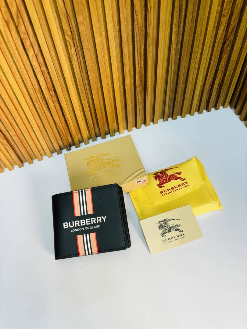 103 BURBERY PREMIUM QUALITY WALLET