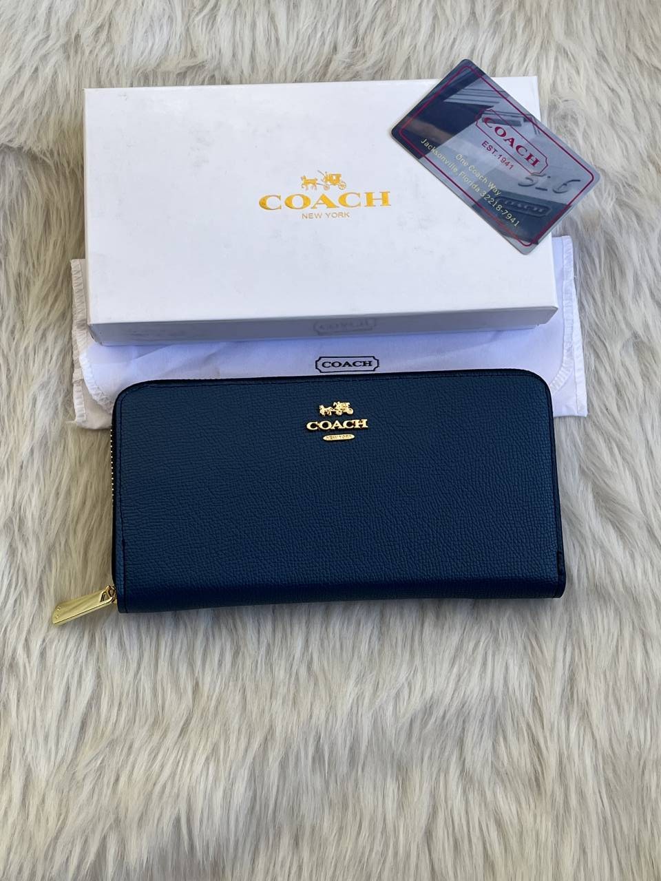 Coacch_121_Blue_Long_Zippy_Wallet_With_OriginalBox_DustCover