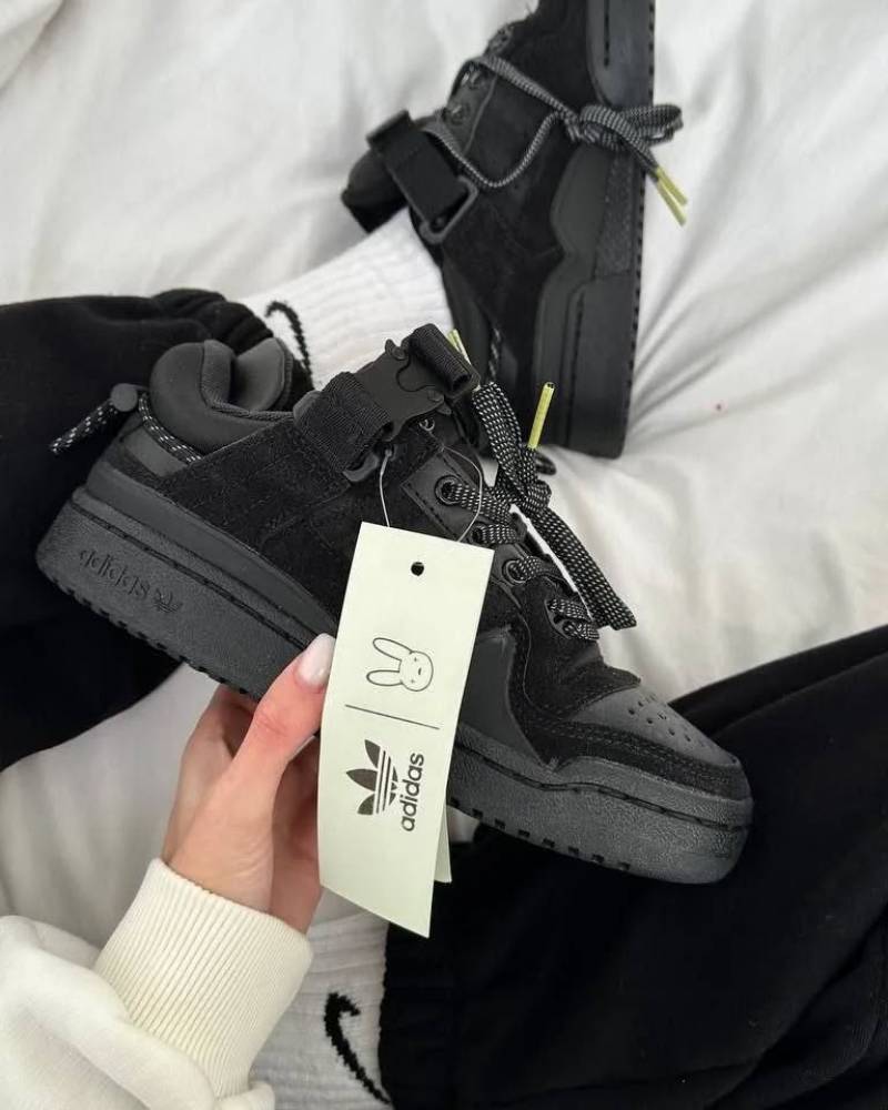 Adiddas Forum x Bad Bunny Black