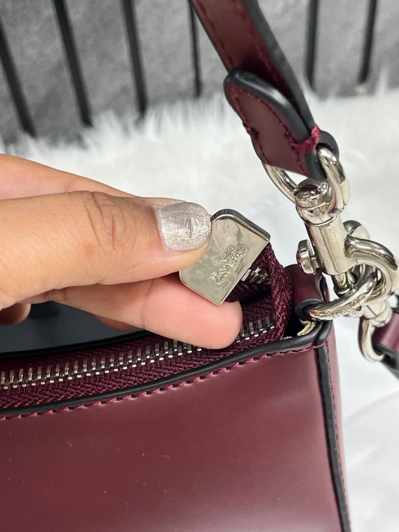 Coach_Teri_Wine_ShoulderBag_With_OriginalBox_DustCober