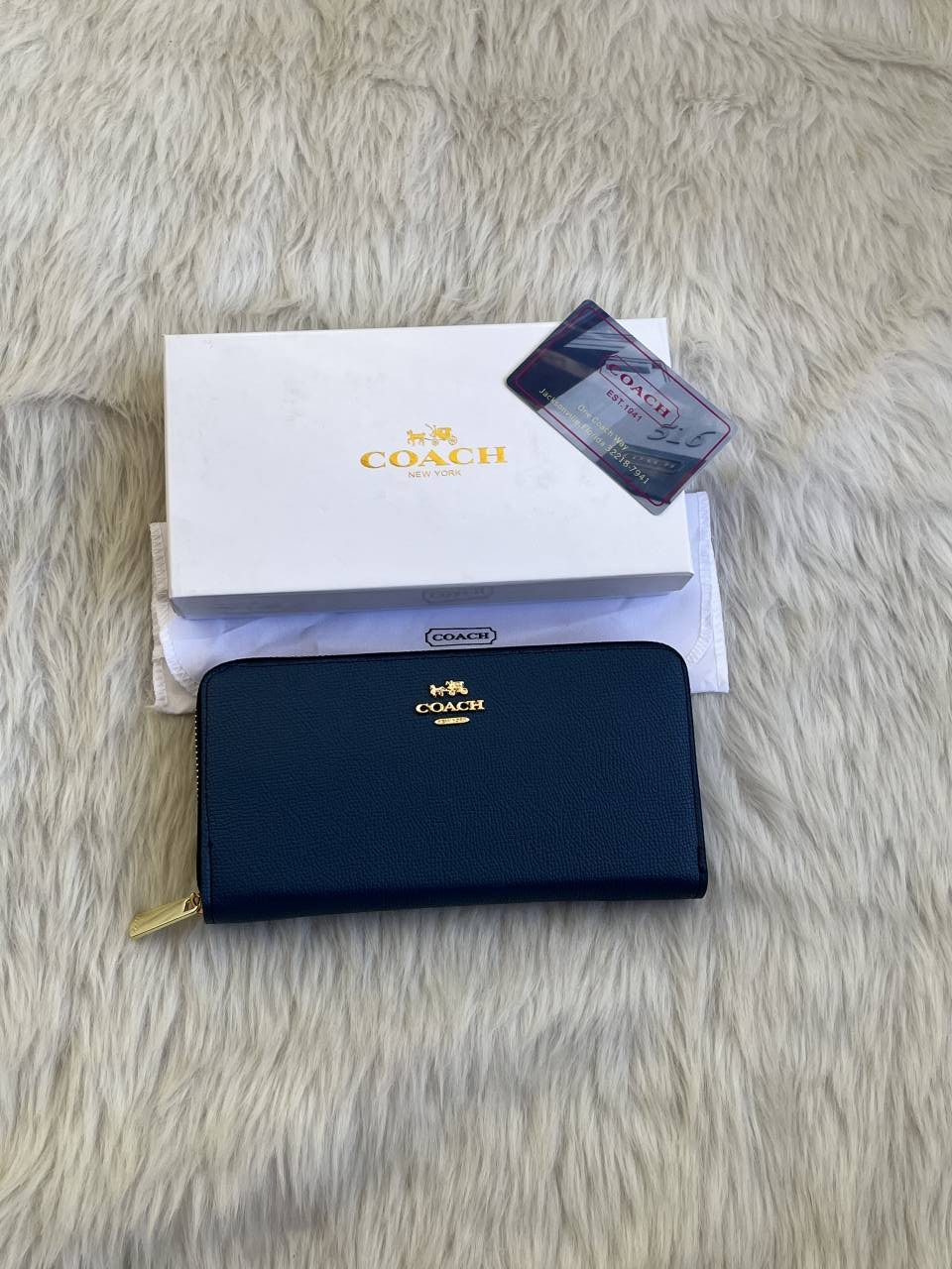 Coacch_121_Blue_Long_Zippy_Wallet_With_OriginalBox_DustCover