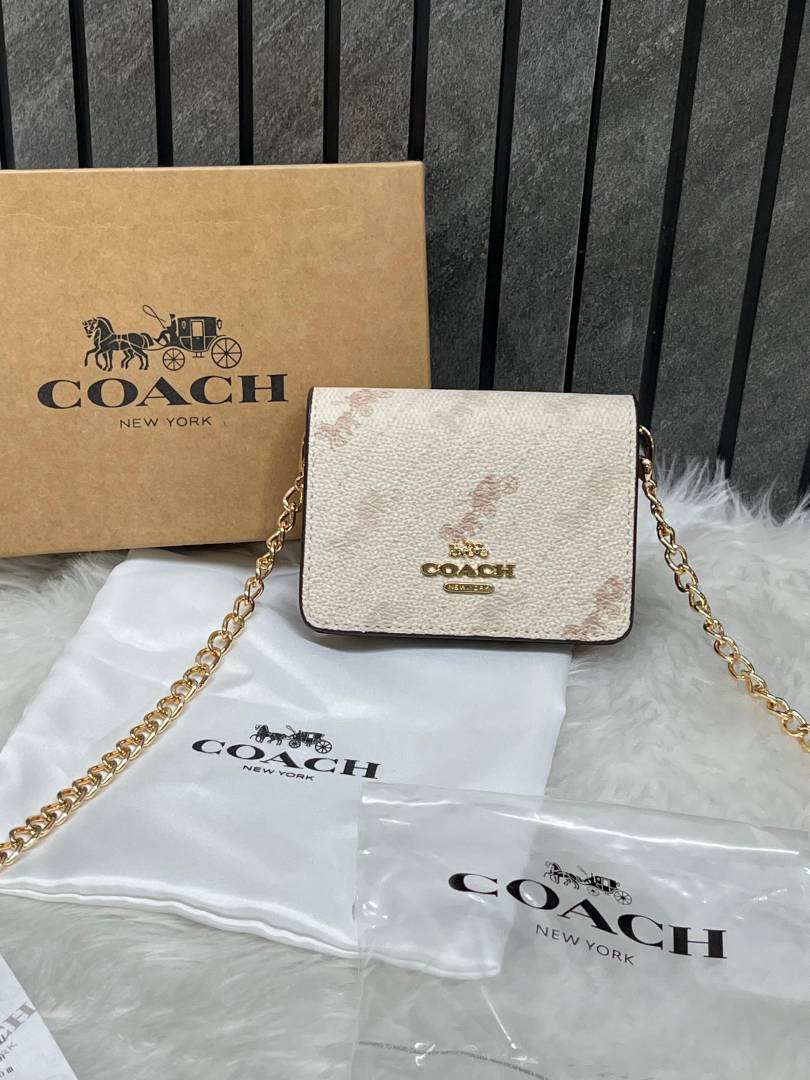 Coacch ChainWallet HH With Original Box