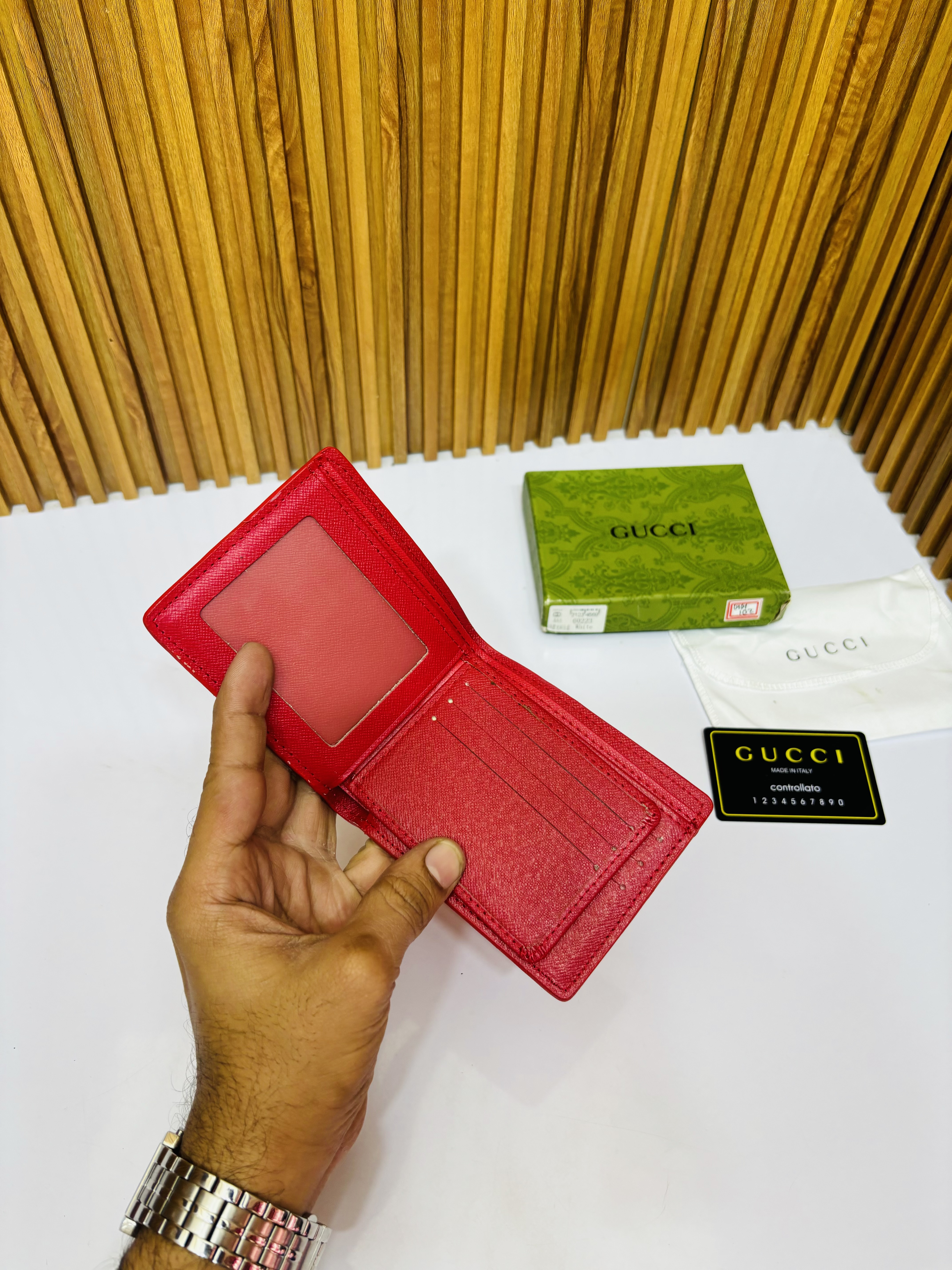 104 GUCHI PREMIUM QUALITY WALLET
