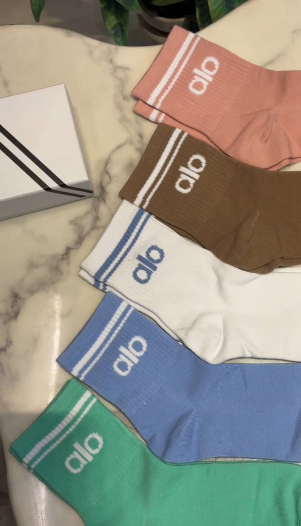 Alo IMPORTED SOCKS 5 PLEASE SET