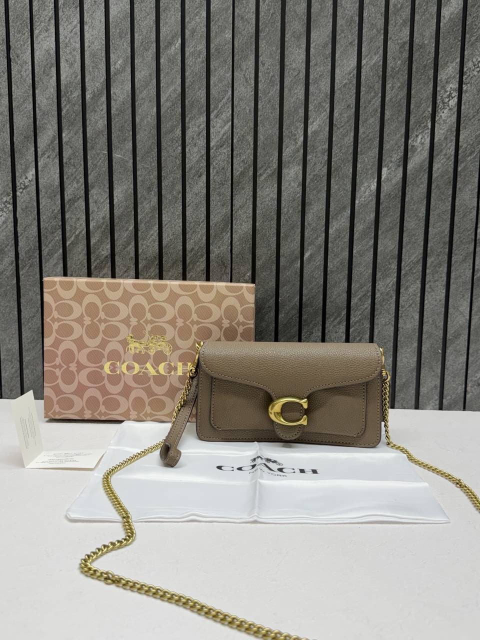 Coacch Tabby 19 Chain Clutch SuperHighend Quality 11 With OriginalBox & DustCover