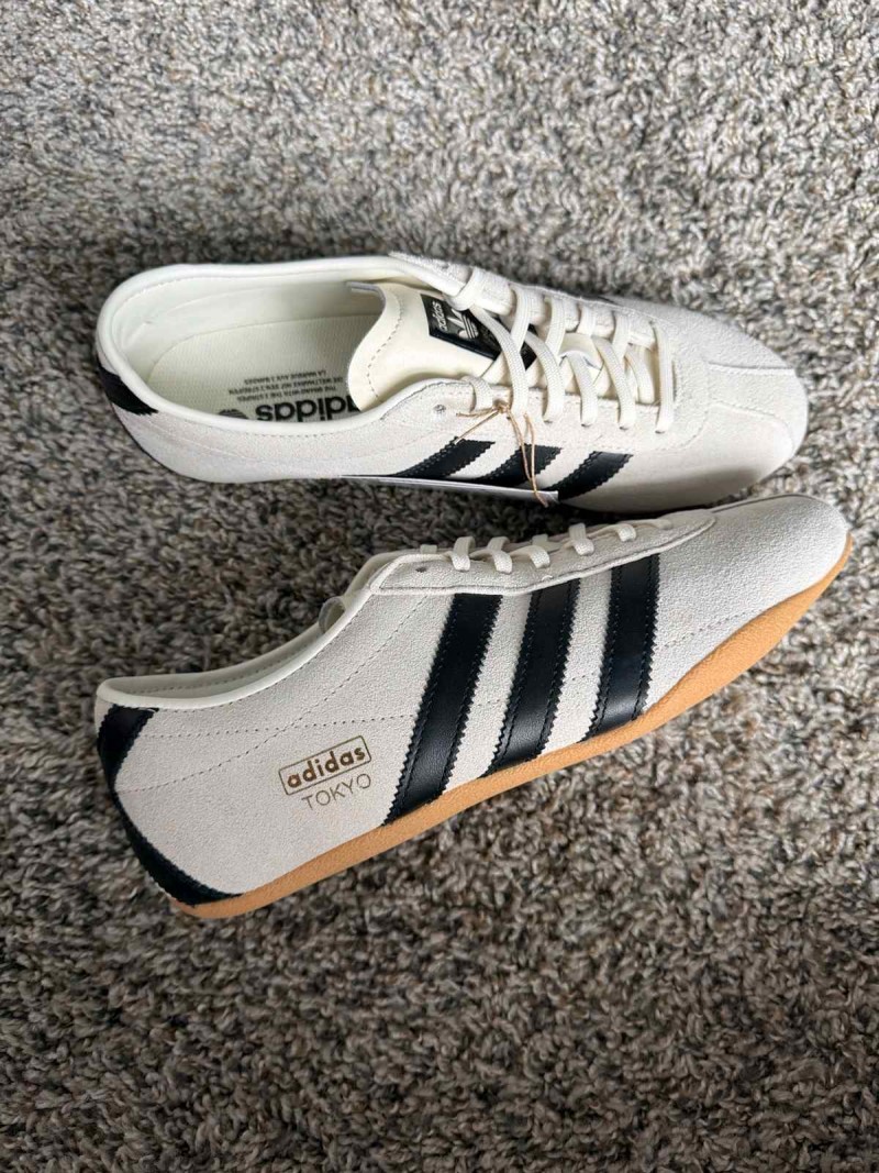 Adidas tokyo of white