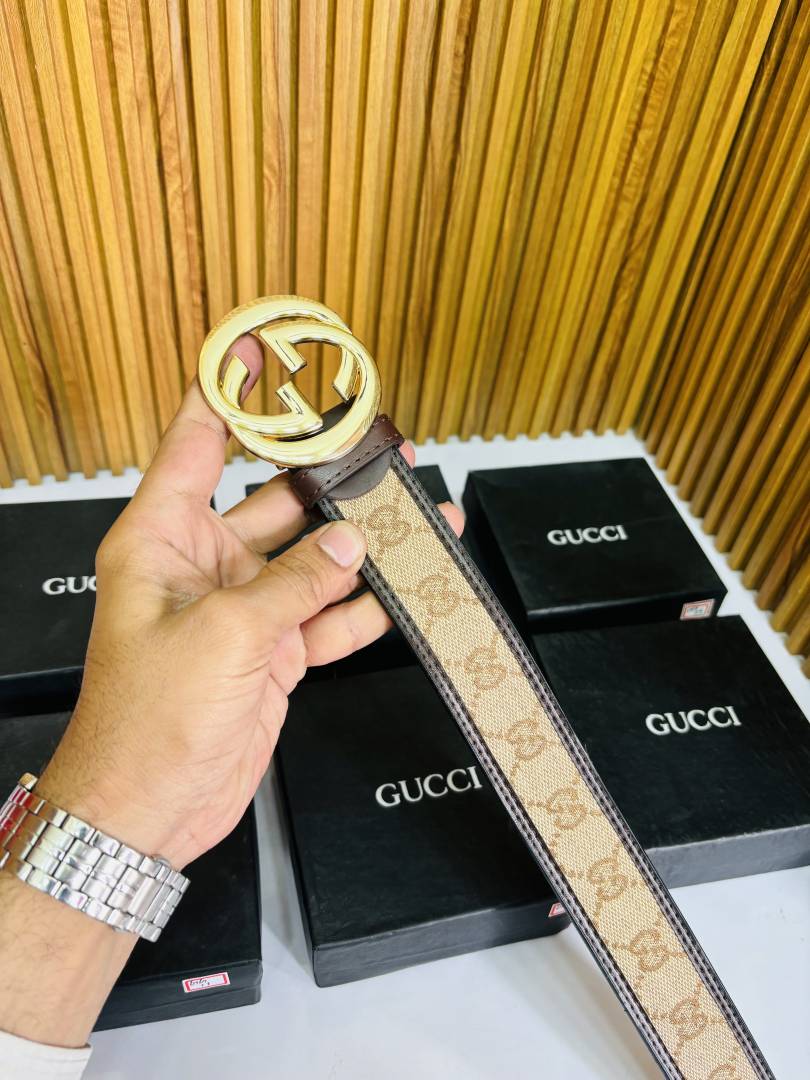 09 GUCHI PREMIUM QUALITY BELT WITH BOX