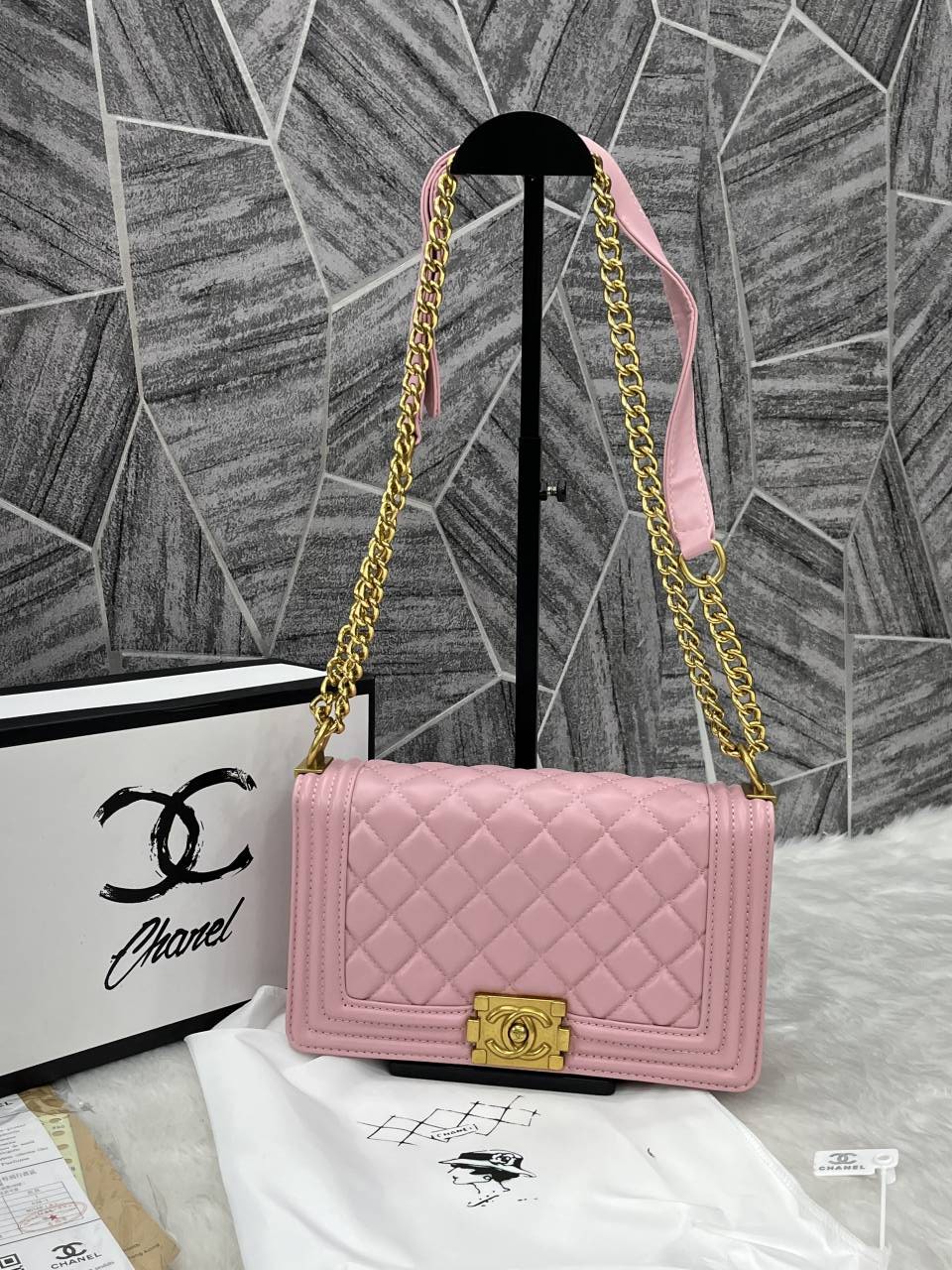 Chennel_Le_Boy_Pink_Gold_With_OriginalBox
