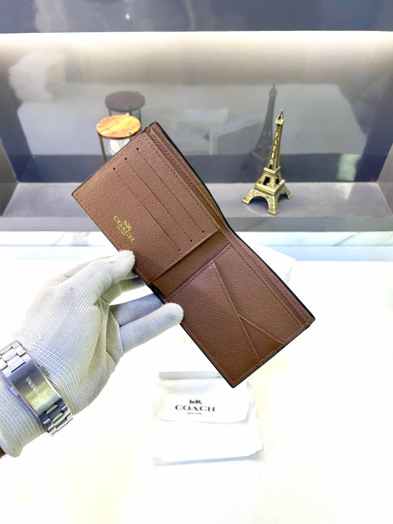 Coatch Wallet Light Brown Premium Quality Fa 626
