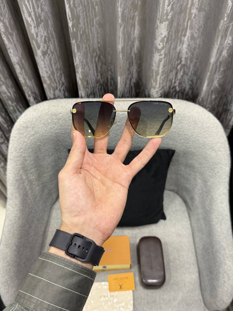 Loius Vutton 22255 Premium sunglass
