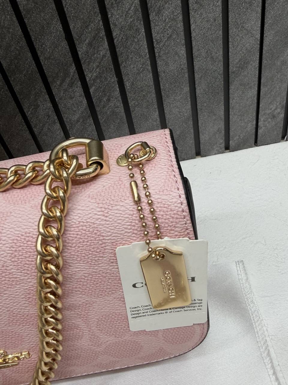 Coacch Klare Pink Mono Highend ShoulderBag With OriginalBox & DusTCover Metal Tag