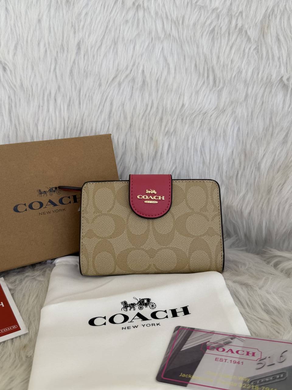 Coacchh A9 Corner Zip Signature Wallet With Original Box DustCover Tags Card Highend Quality