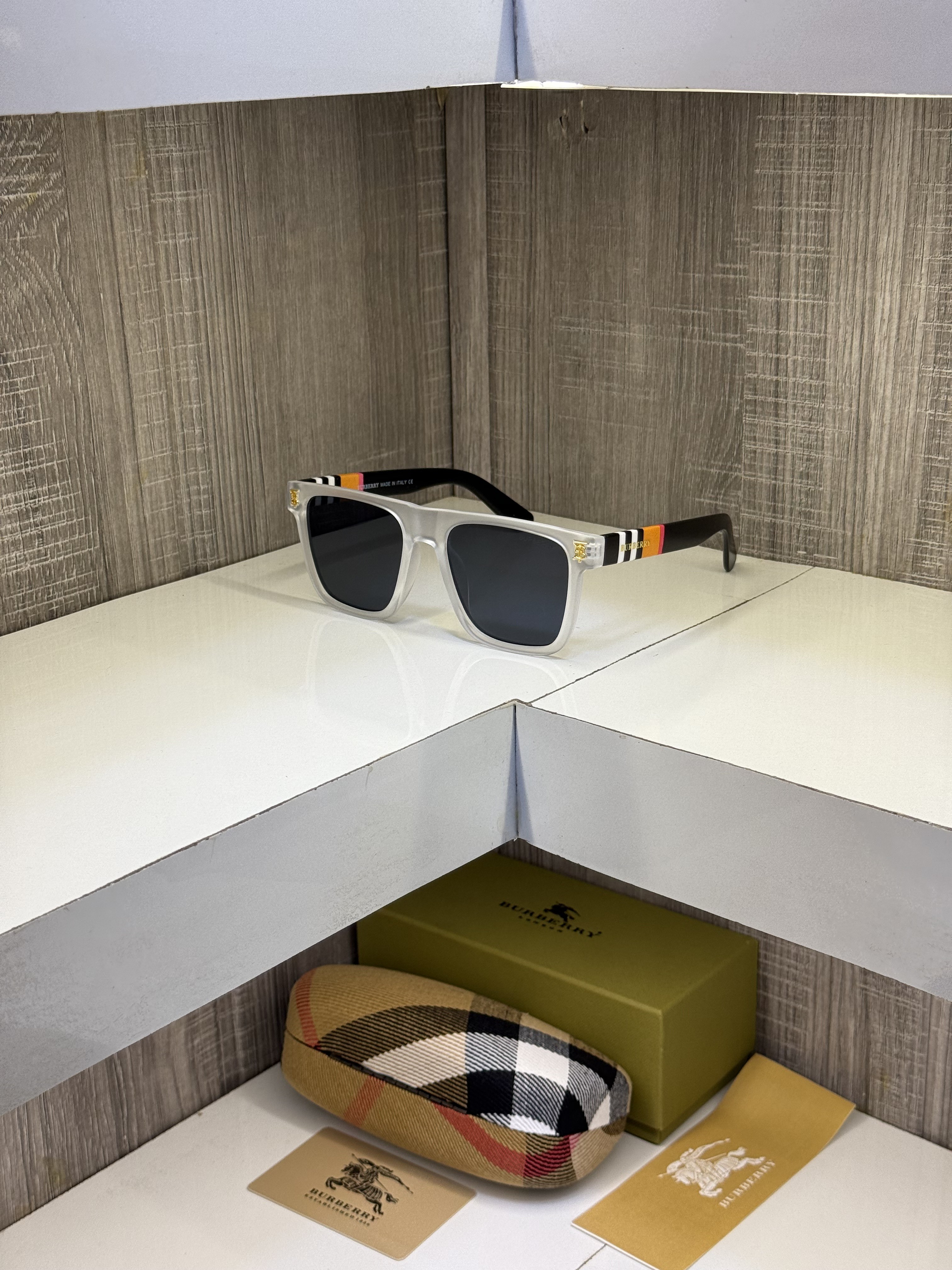 Burbery 2114 Premium sunglass (IceBlack)