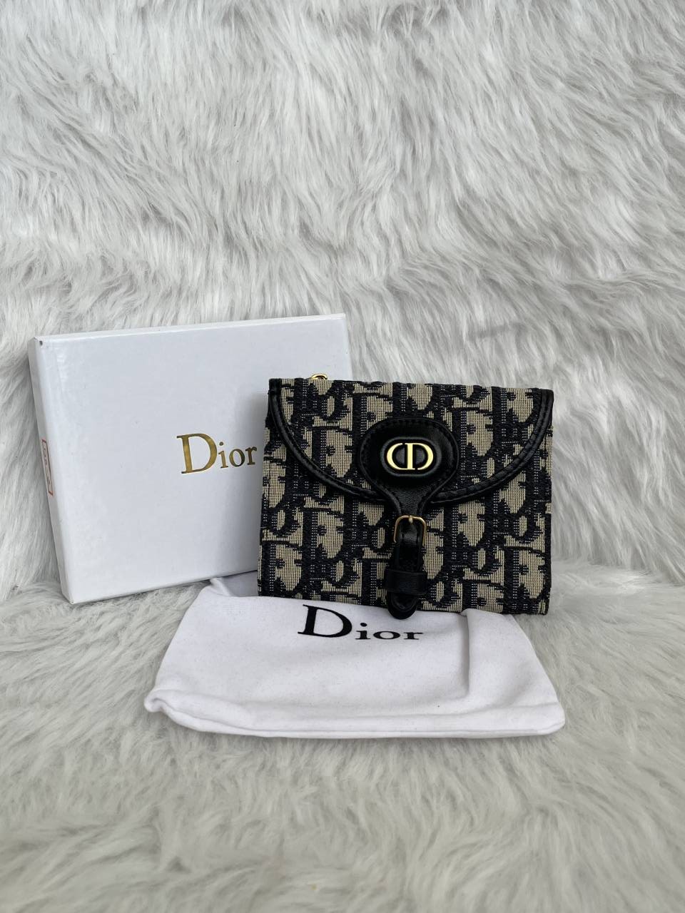 Diyor_D2_Montaigne_Premium_Highend_TwoFold_Wallet_With_OriginalBox_DustCover
