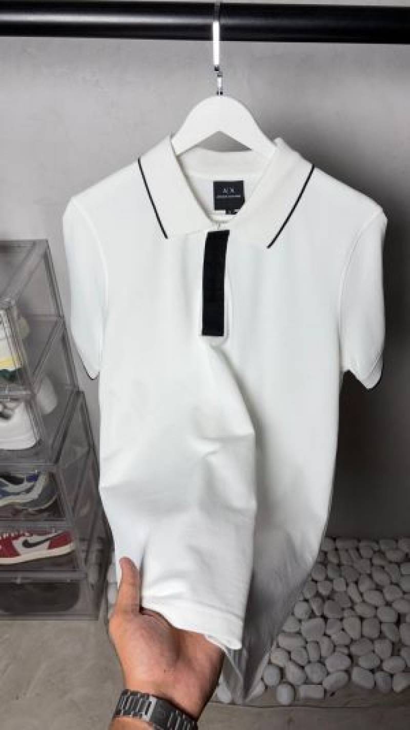 Armaani Exchange premium T shirt..1913 Sale offer VS1000