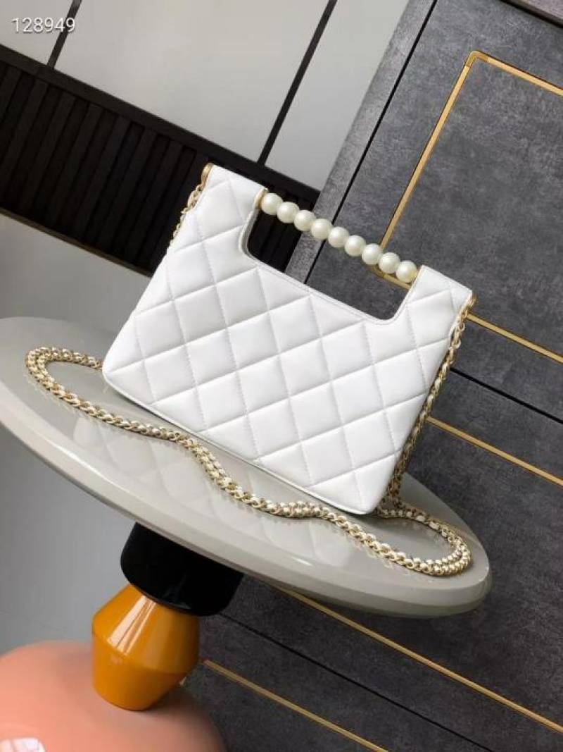 Channel Pearl Classic Flap Shoulder Bag With OG Box & Dust Bag (White - 1161)