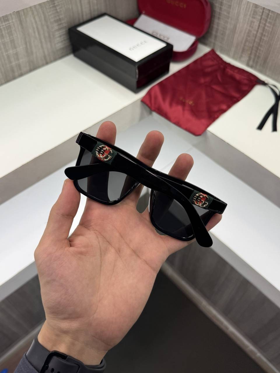 Guchi 1390 Premium sunglass (Glossy Black)