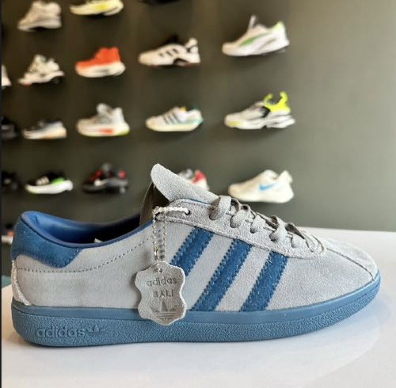 ADIDDAS BALI LOW BLUE SNEAKER