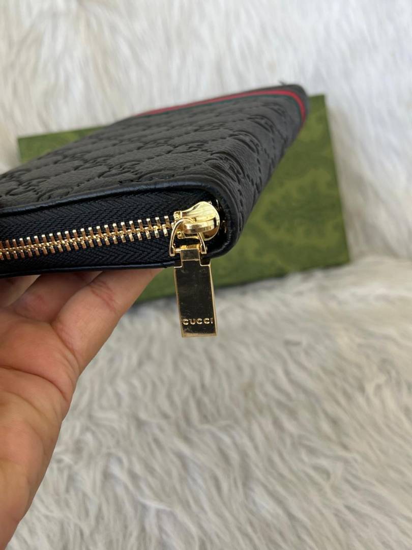 Guchi_153_Zippy_LongWallet_With_OriginalBox