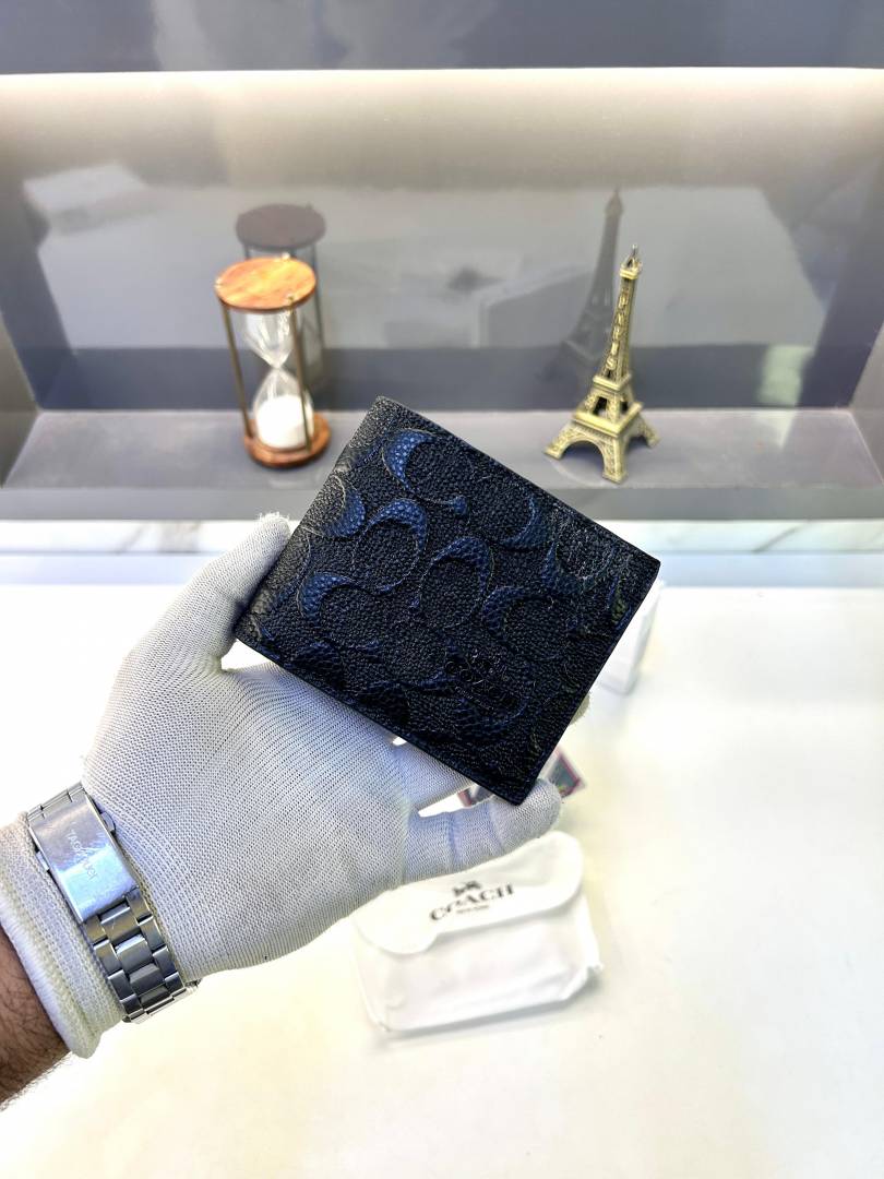 Coatch Black Premium Quality Wallet Fa 625