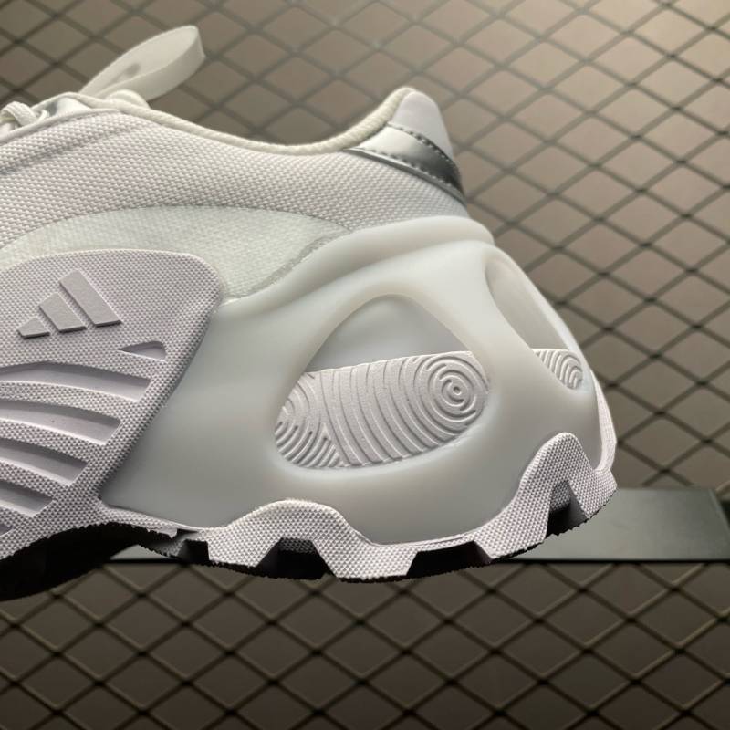 ADIDDAS WONDER RUNNER WHITE SILVER
