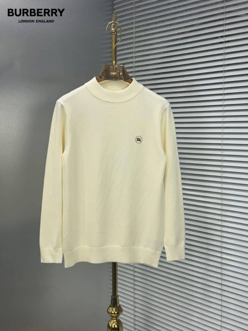 Burbery Chest Logo Sweatshirt Cream