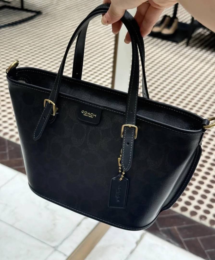 Coacch Taxi 21 Black-Black SmallTote With OriginalBox DustCover