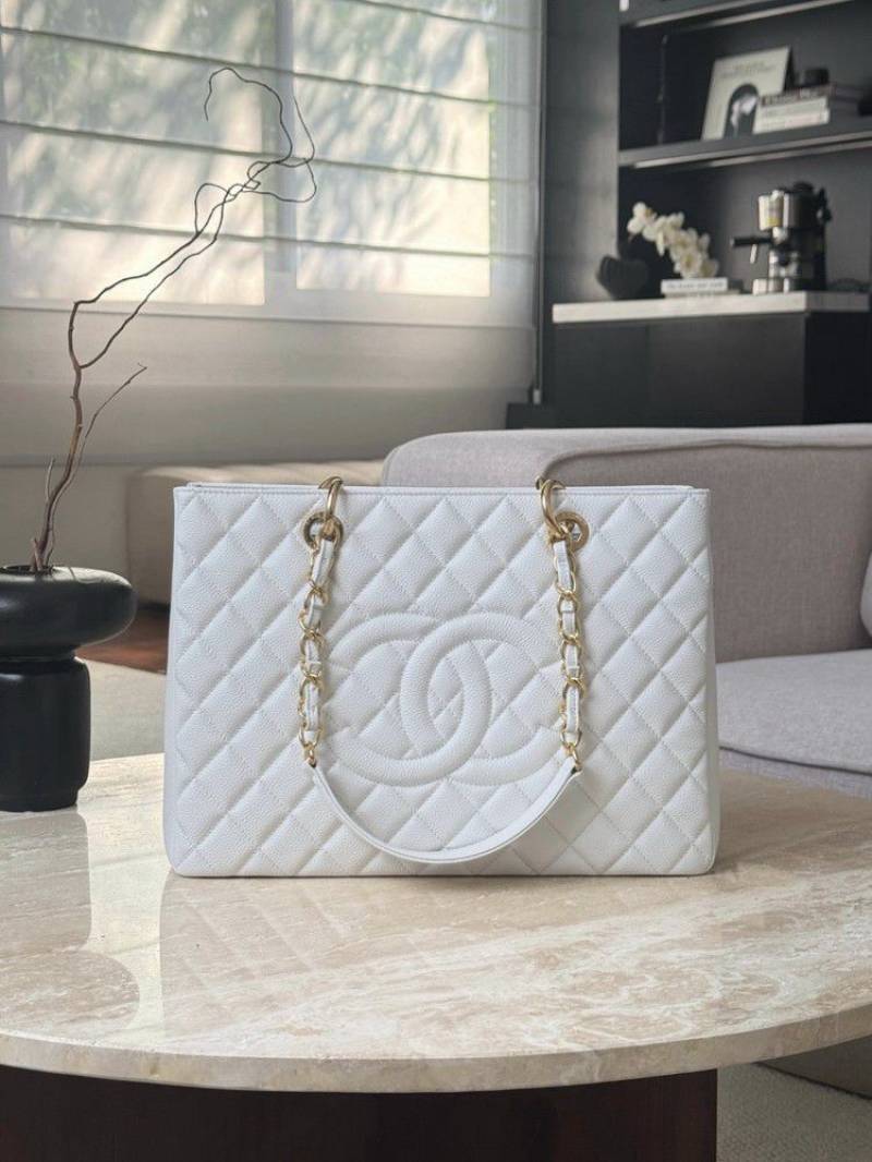 Chaneel GST White Medium Handbag With Original CarryBag & DustCover