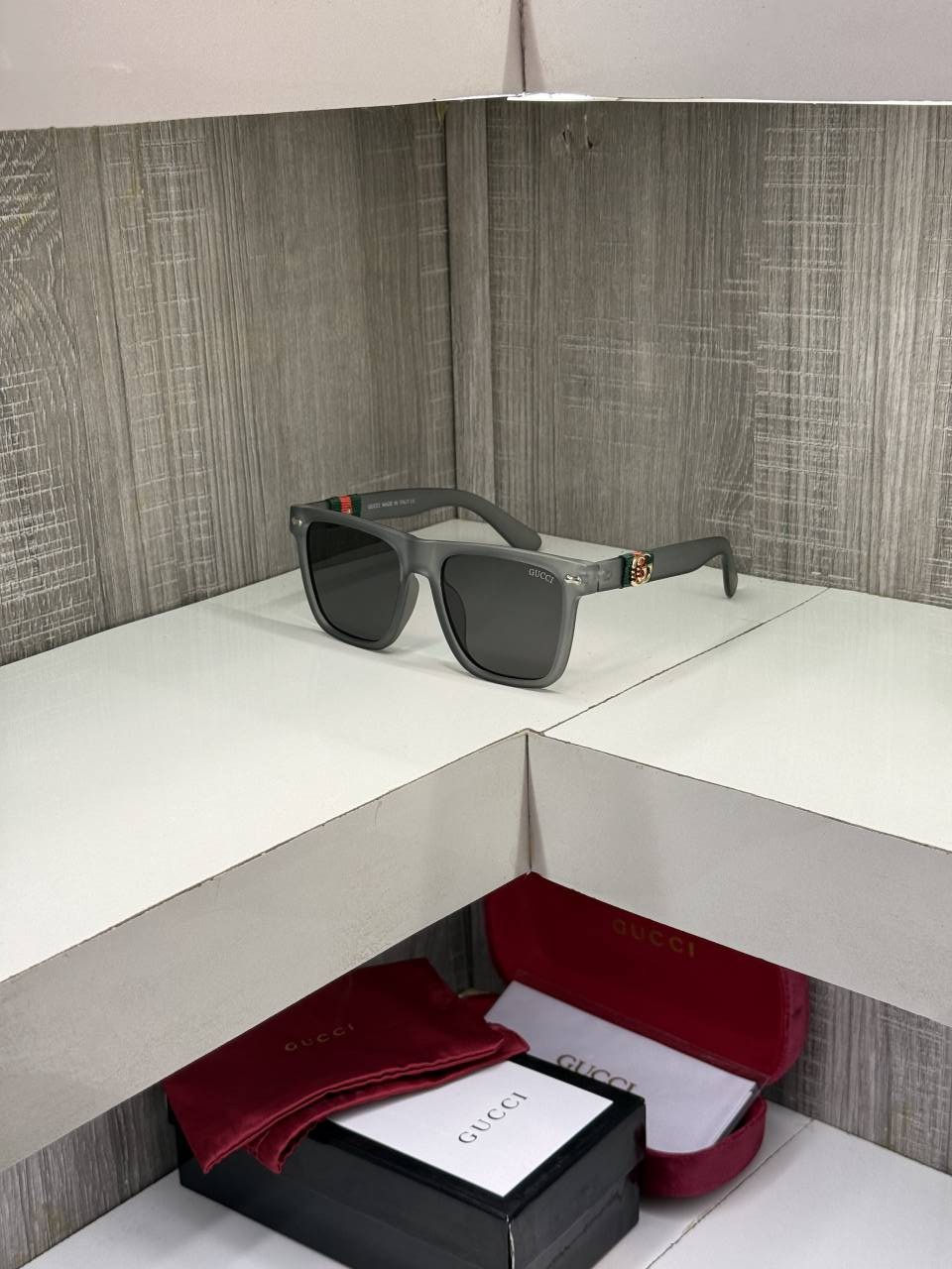 Guchi 1390 Premium sunglass (Grey)