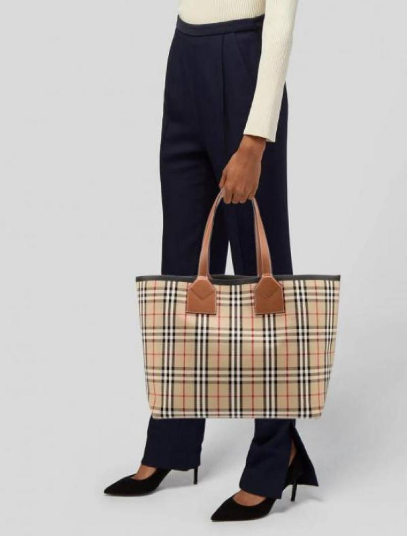 Burbberry London Tote Bag With Detachable Pouch & Dust Bag (Brown - 1155)