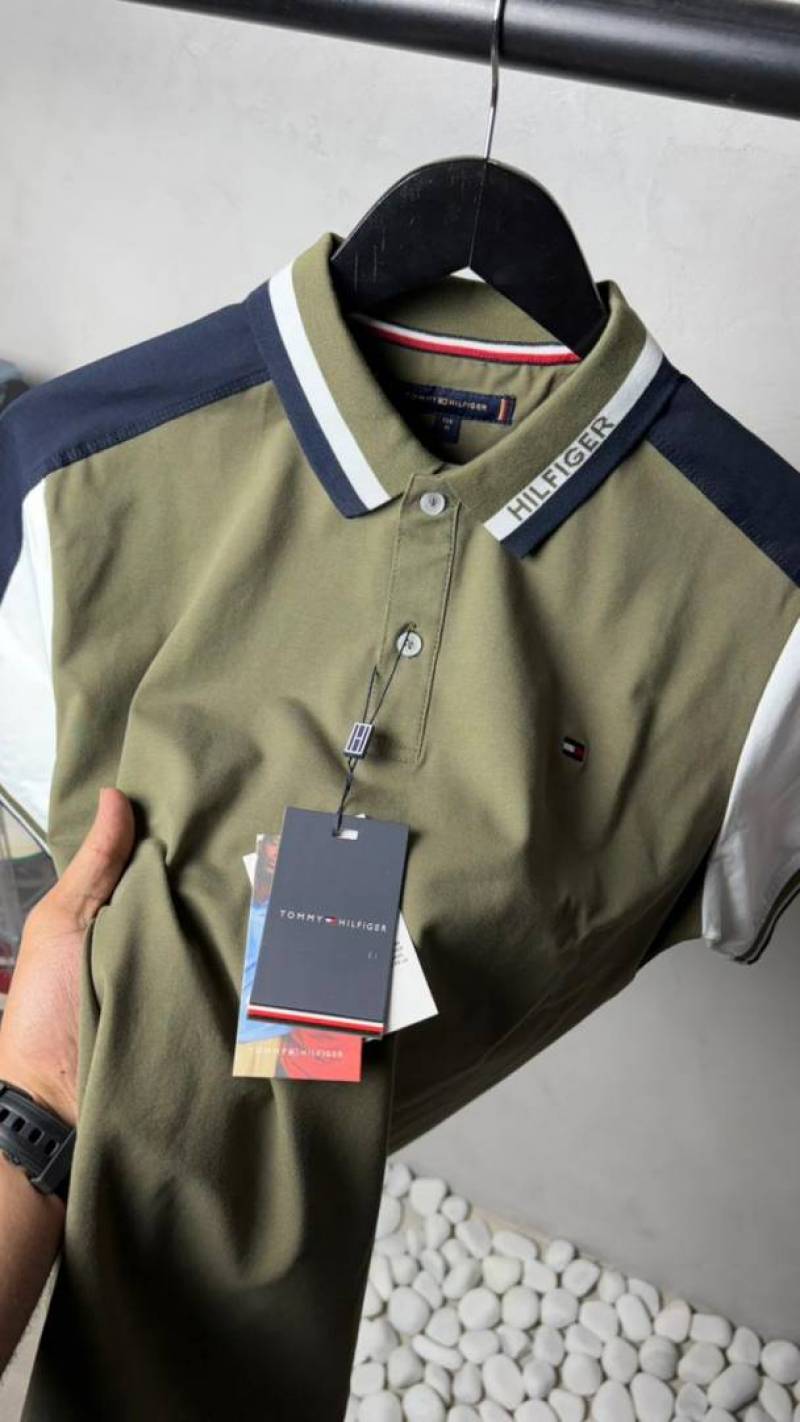 Tommy Hilfiiger Premium Polo T-Shirt with OG box Packaging 2198
