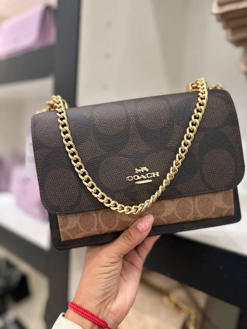 Coacch Klare Highend ShoulderBag With OriginalBox & DusTCover Metal Tag