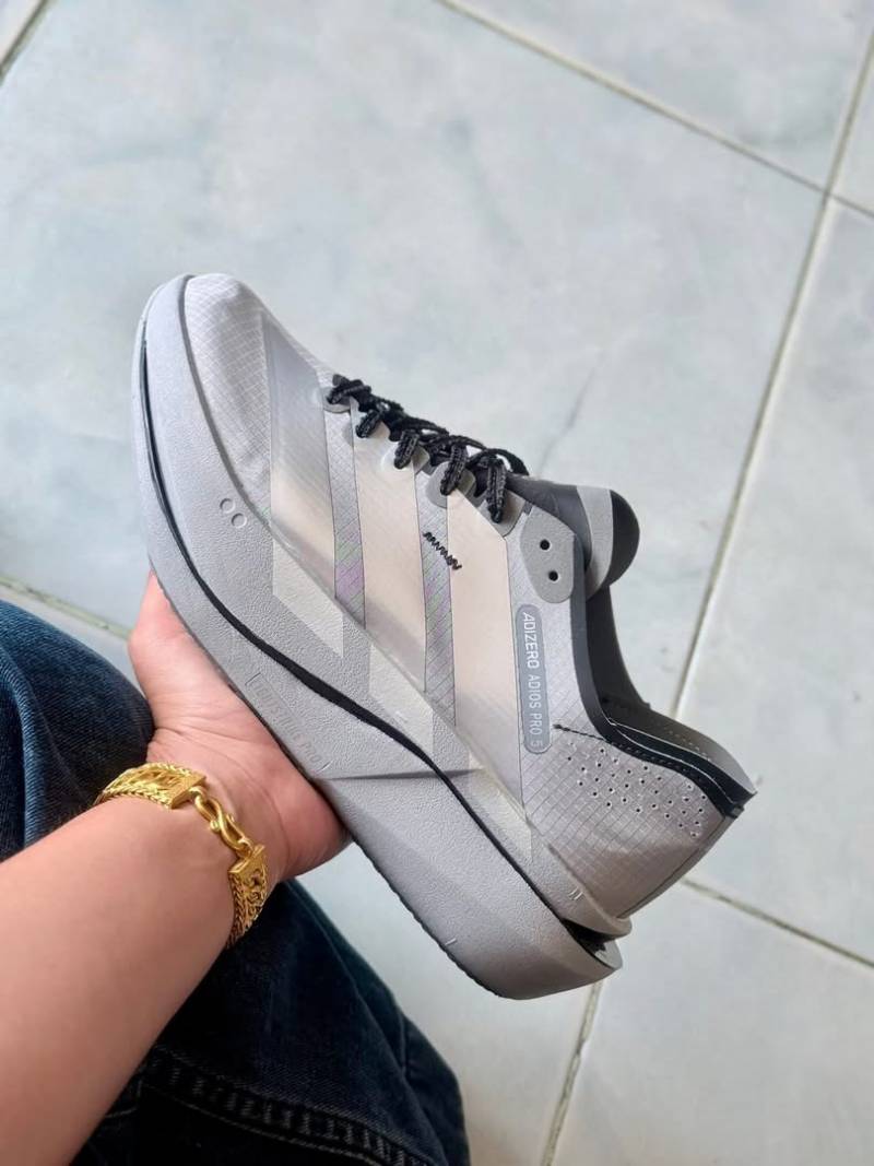 Adiddas Adizero Adios Pro 5 Cream running shoe silver