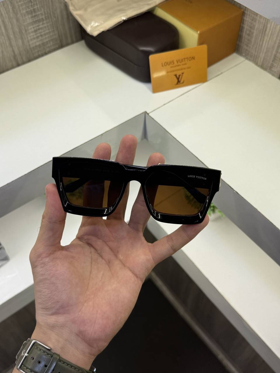 Loius Vutton 65N Sunglass