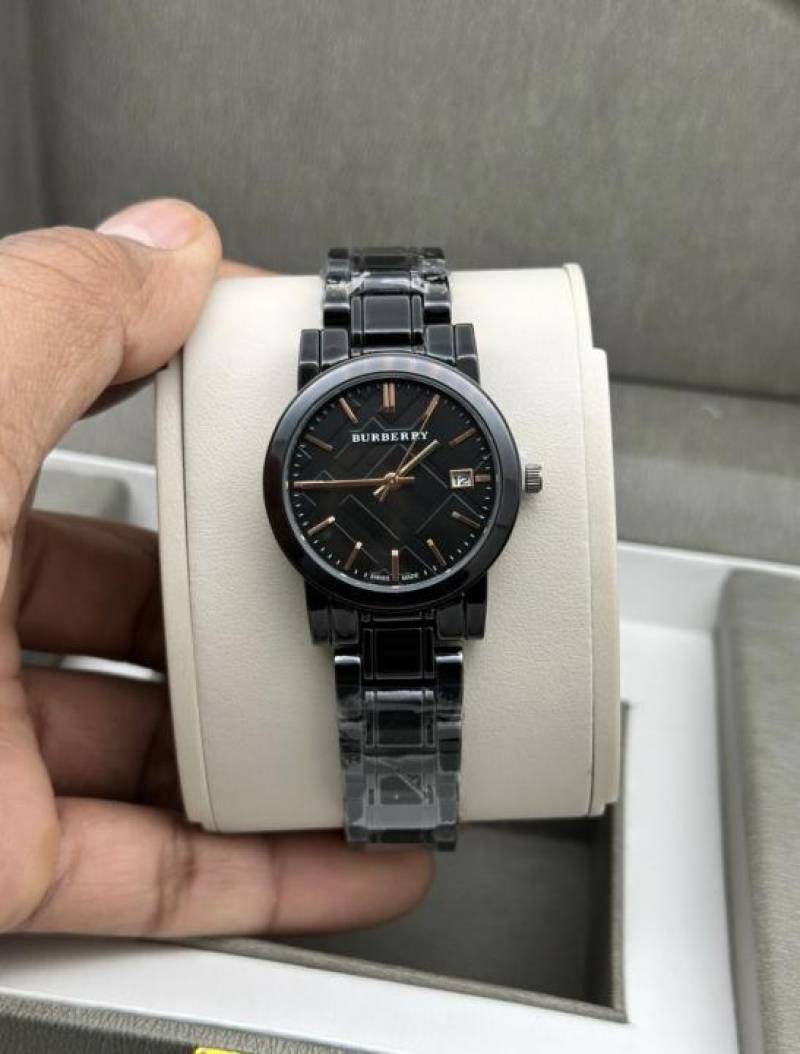 BURBERY  WATCH 143