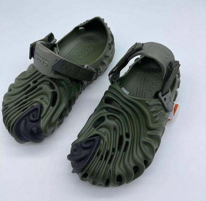 Salehe Bembury The Pollex Clog Olive Green With og box and carry bag video