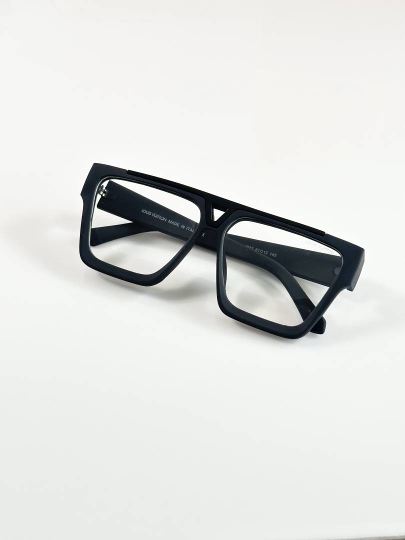 LV 1502 Black Frame