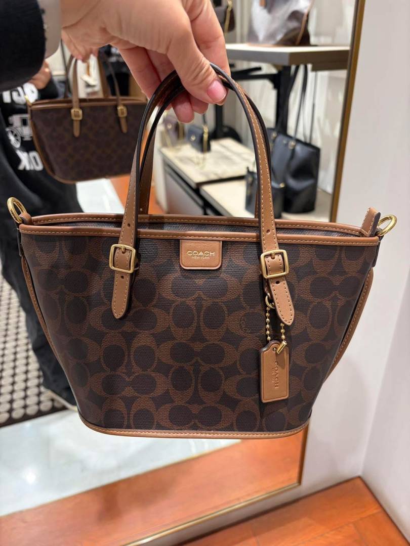 Coacch Taxi 21 Coffee Brown SmallTote With OriginalBox DustCover